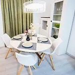Puerto Banus Marina Apartment!